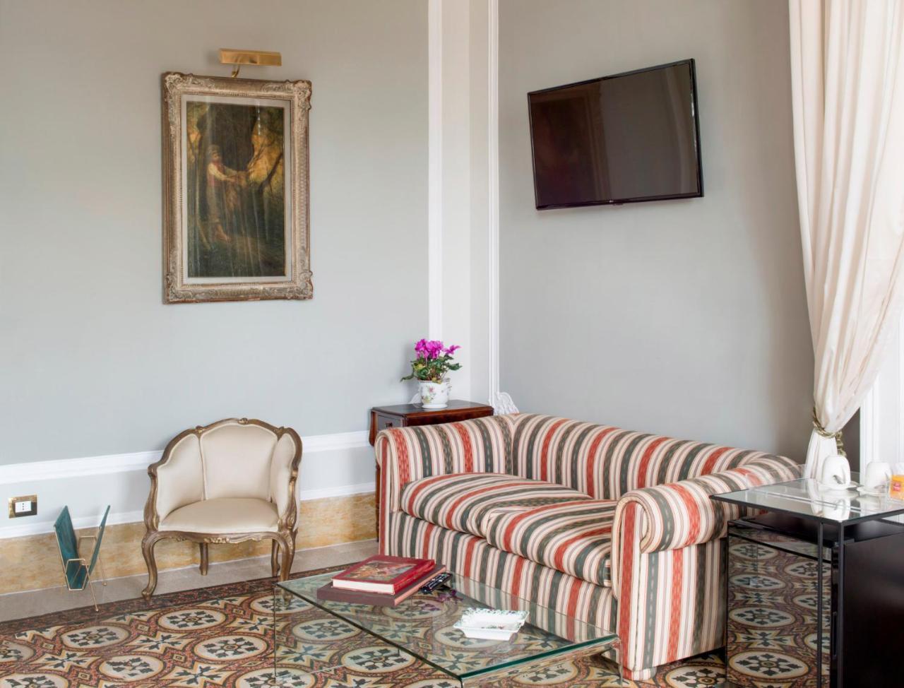 Vittoria - House Of Charme Bed & Breakfast Messina Exterior photo